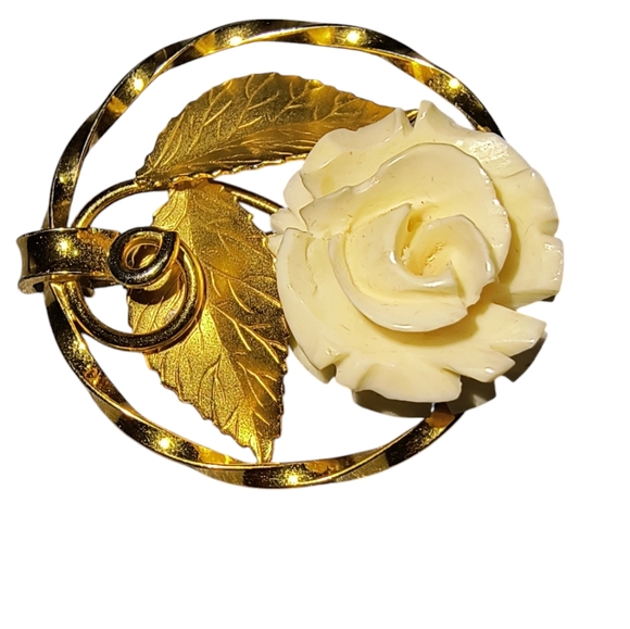 Vintage 12K Gold-Filled & White Celluloid Rose Brooch - Picture 1 of 8